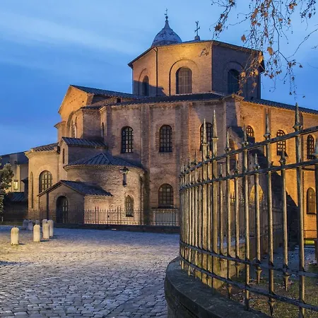 Al Civico 2 * Ravenna